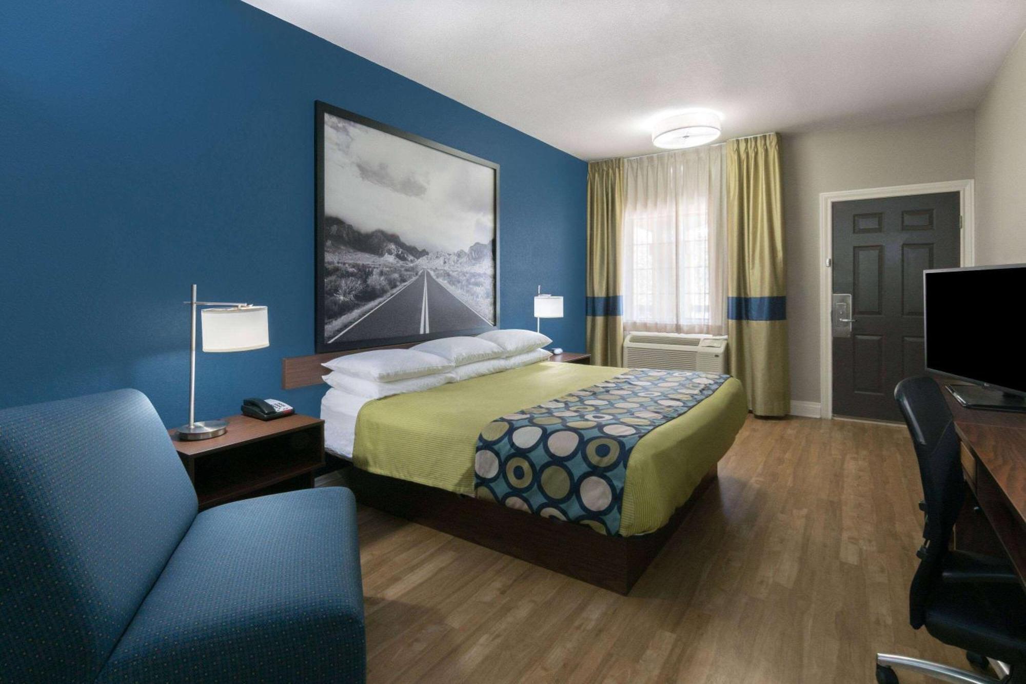 Super 8 By Wyndham San Antonio Near Fort Sam Houston Exterior foto