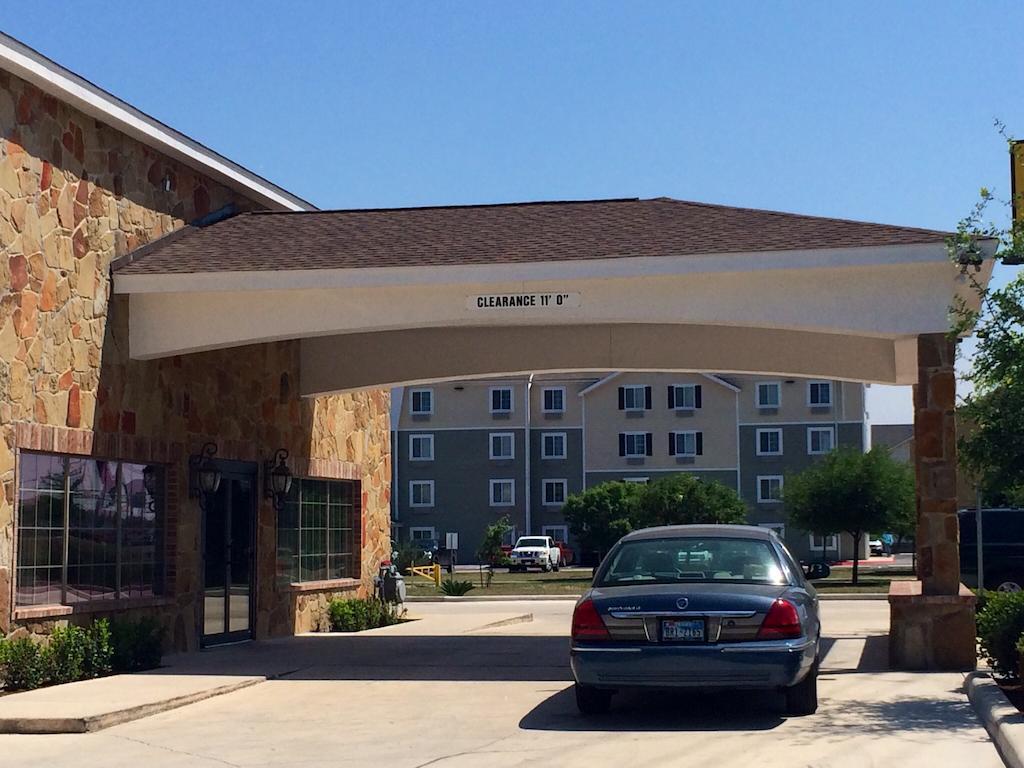 Super 8 By Wyndham San Antonio Near Fort Sam Houston Exterior foto