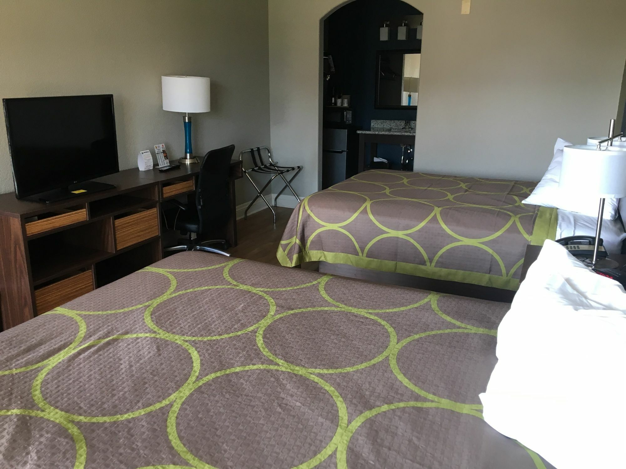 Super 8 By Wyndham San Antonio Near Fort Sam Houston Exterior foto
